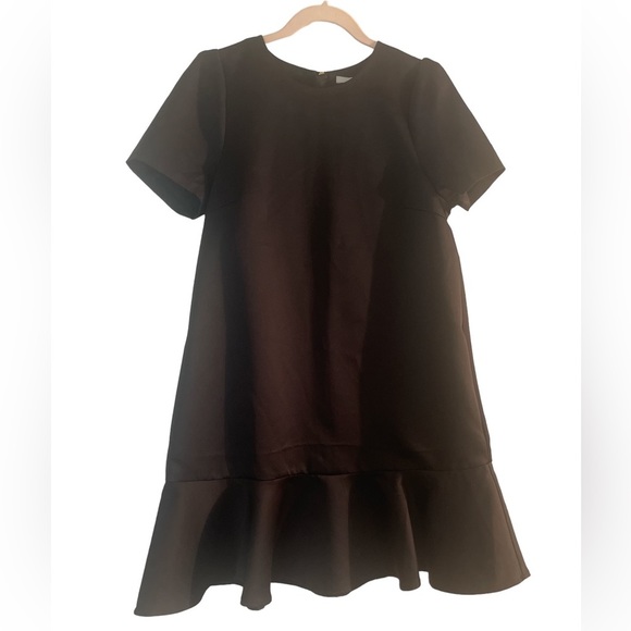 H&M Dresses & Skirts - H&M Dress Black 10 Satin Ruffled Hem Dress EU 40 Pockets Short Sleeve